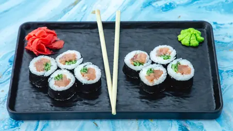 Salmon Maki